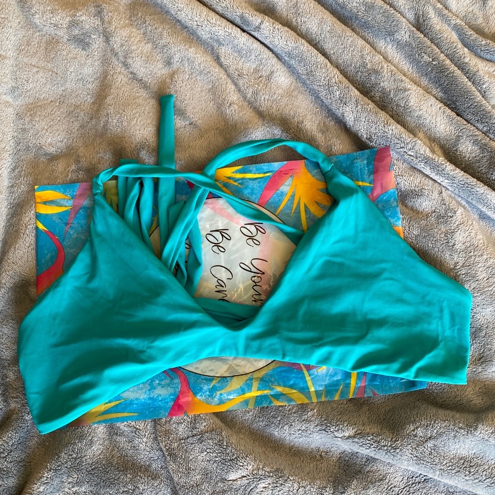 Moana bikini top